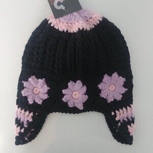 NEW WITH TAGS Guy Laroche black knit trapper style hat with purple flowers